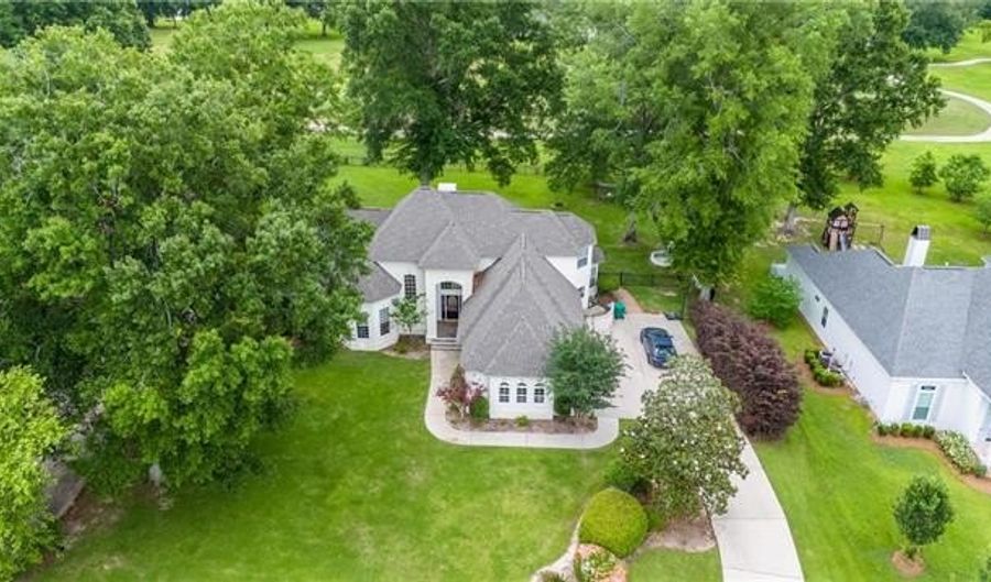 733 PLANTATION Dr, Abita Springs, LA 70420 - 4 Beds, 4 Bath