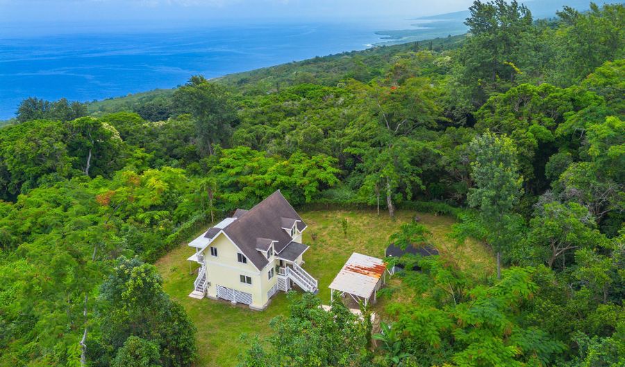 87-3476 MAMALAHOA Hwy, Captain Cook, HI 96704 - 3 Beds, 2 Bath