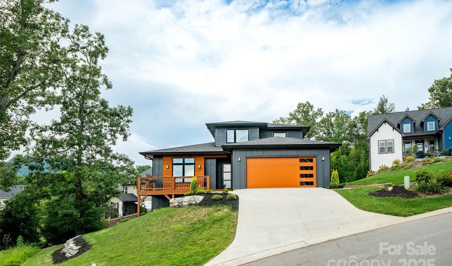 157 Meadow Breeze Rd, Arden, NC 28704 - 3 Beds, 3 Bath