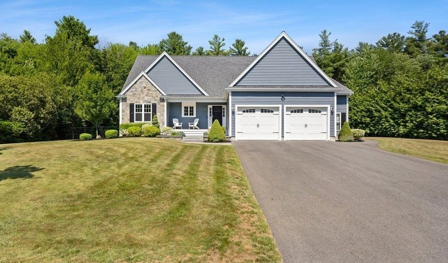 70 Cynthia Rd, Abington, MA 02351 - 3 Beds, 2 Bath