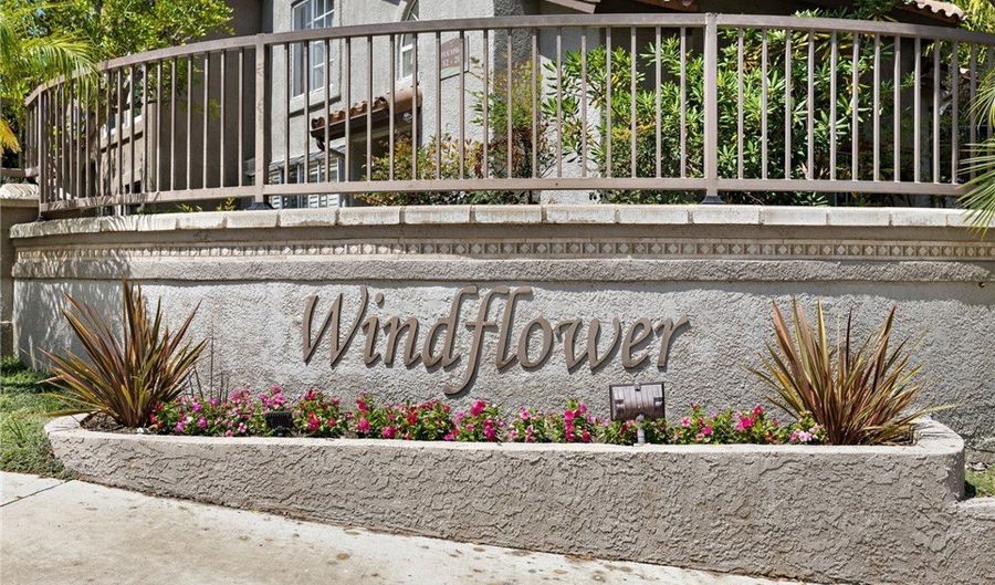 1 Camomile Pl, Aliso Viejo, CA 92656 - 2 Beds, 2 Bath