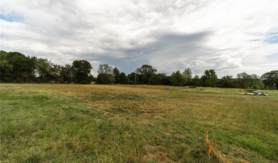 2832 Tova, Alma, AR 72921 - 0 Beds, 0 Bath