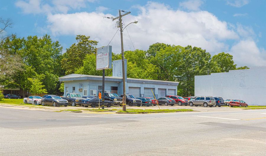 112 E Main St, Andrews, SC 29510 - 0 Beds, 0 Bath