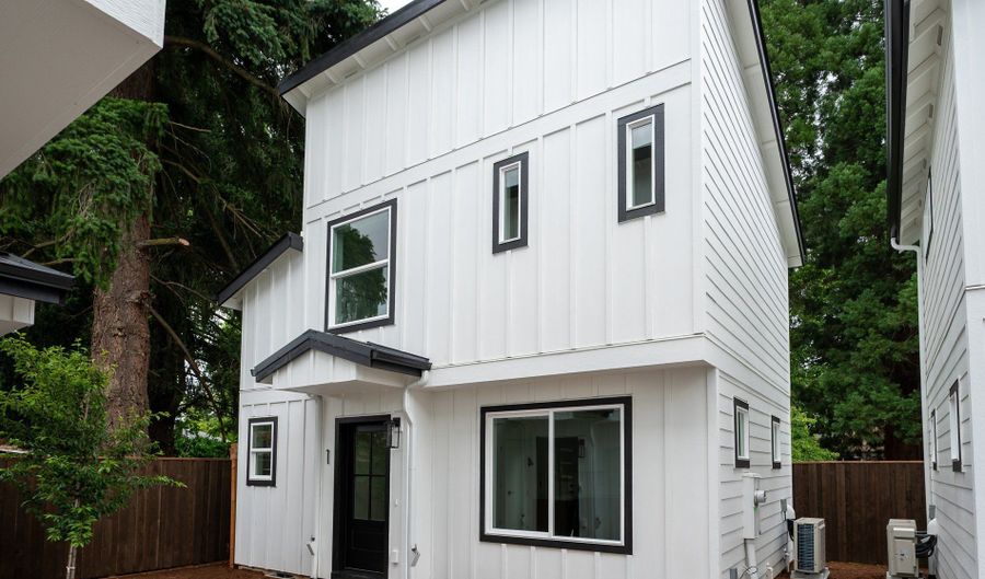 4103 SE Olsen St 1, Milwaukie, OR 97222 - 2 Beds, 2 Bath