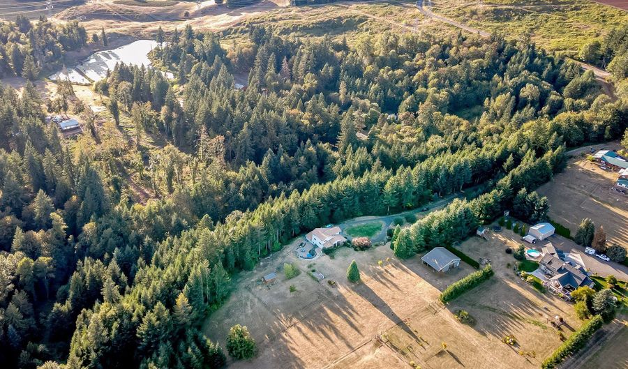 18949 SE TICKLE CREEK Rd, Boring, OR 97009 - 3 Beds, 3 Bath