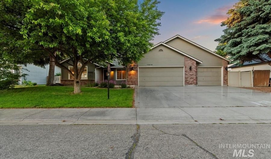 11909 W Patrina Dr, Boise, ID 83713 - 3 Beds, 2 Bath