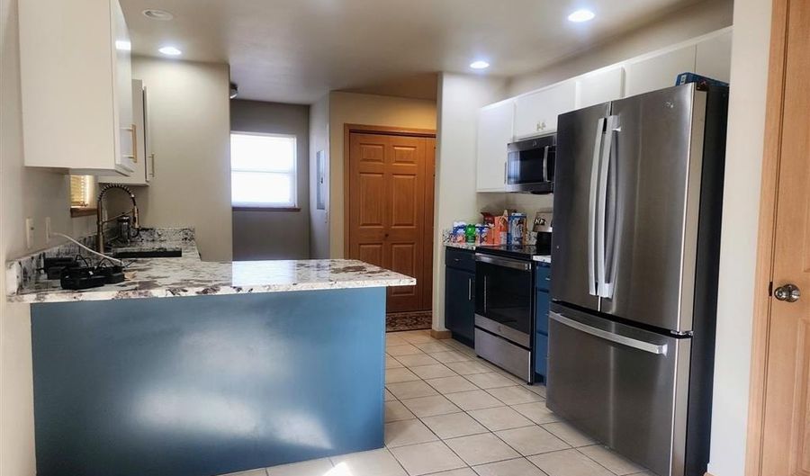 2707 Cowgill Rd Cowgill Rd, Cody, WY 82414 - 2 Beds, 1 Bath