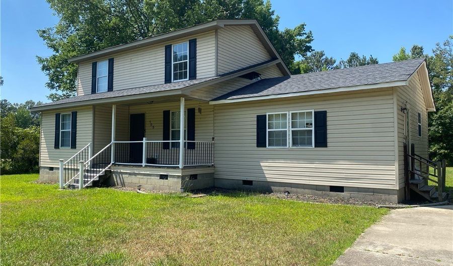 105 Waldorf St, Ahoskie, NC 27910 - 3 Beds, 2 Bath