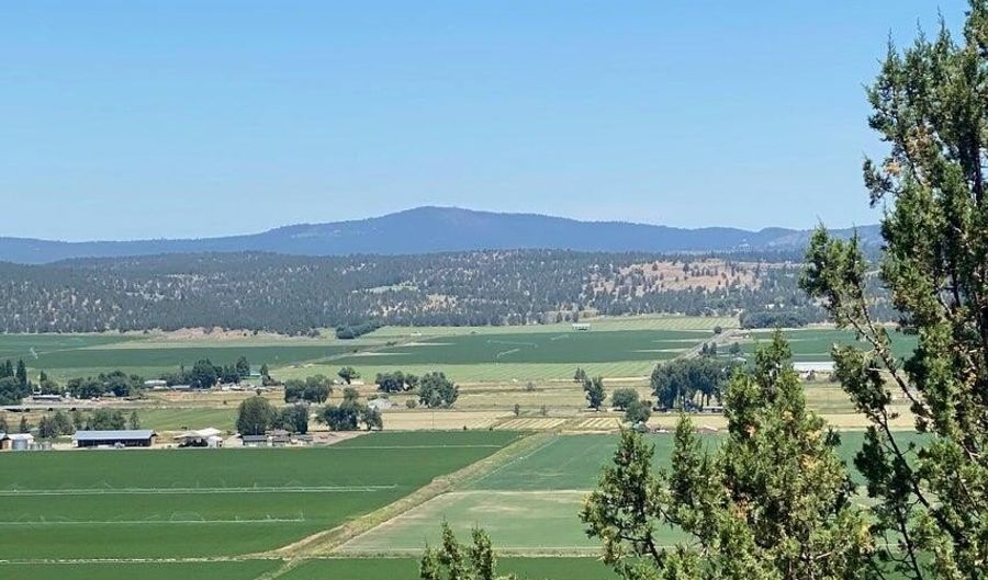 5879 W Langell Valley Rd, Bonanza, OR 97623 - 0 Beds, 0 Bath