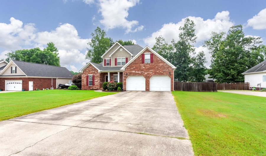 81 FAULKNER Dr, Anniston, AL 36207 - 3 Beds, 3 Bath