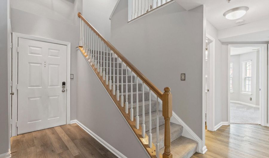 15605 EVERGLADE Ln A303, Bowie, MD 20716 - 3 Beds, 2 Bath