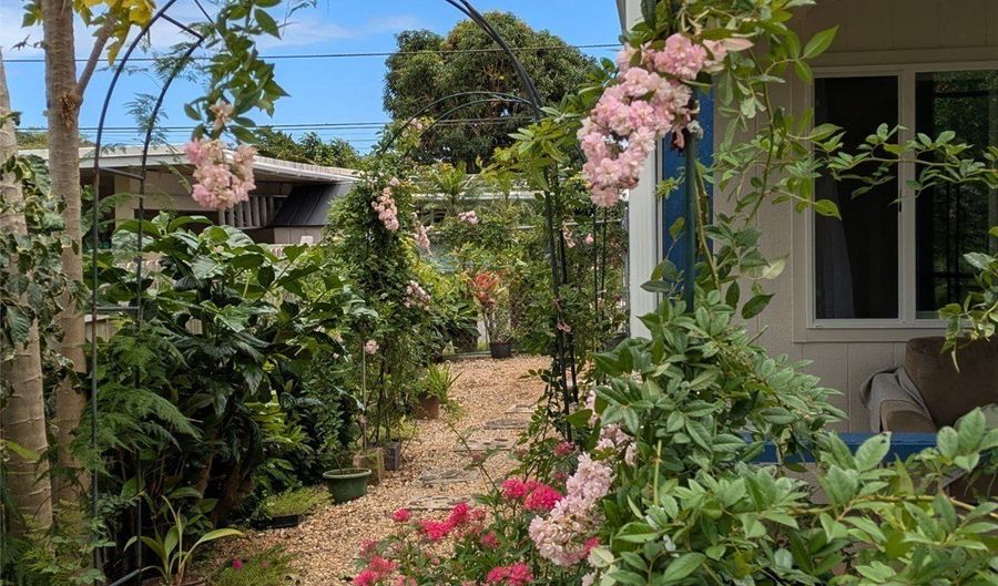 614 Ululani St, Kailua, HI 96734 - 3 Beds, 2 Bath