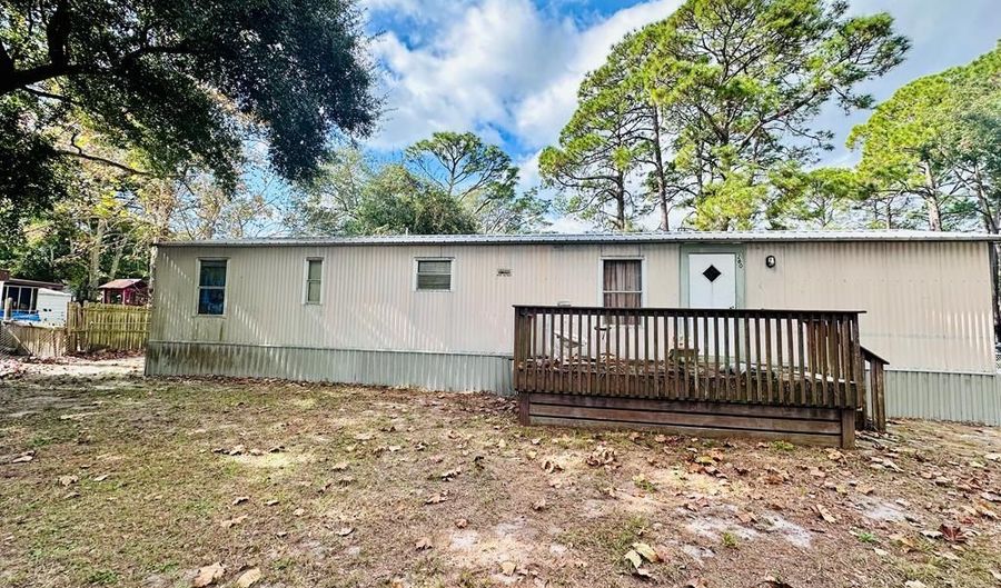 280 24th Ave, Apalachicola, FL 32320 - 2 Beds, 2 Bath