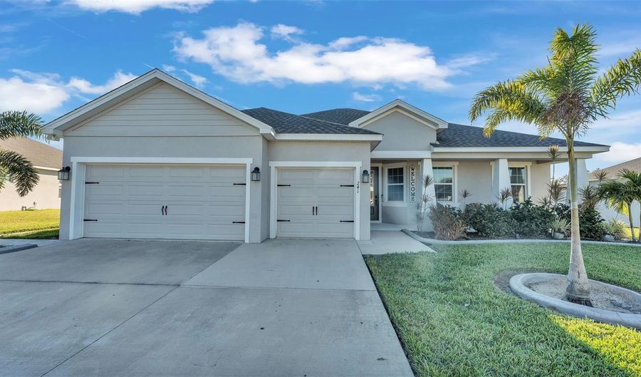 241 WALKERS POINT Dr, Auburndale, FL 33823 - 4 Beds, 3 Bath