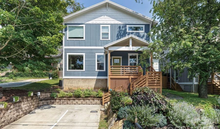 82 Frances St, Asheville, NC 28806 - 3 Beds, 3 Bath