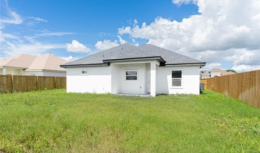 529 Country Club Dr, Alamo, TX 78516 - 3 Beds, 2 Bath