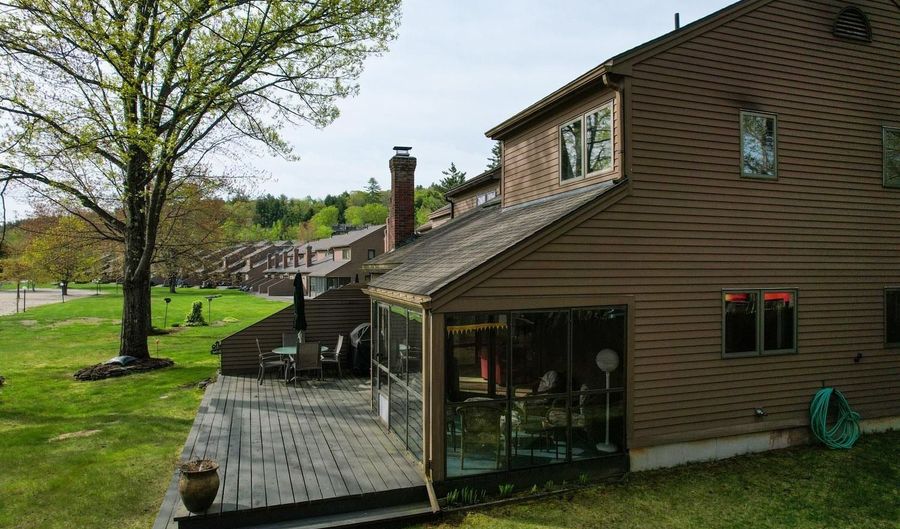 15 Manor Estates Dr 1, Bristol, NH 03222 - 2 Beds, 2 Bath