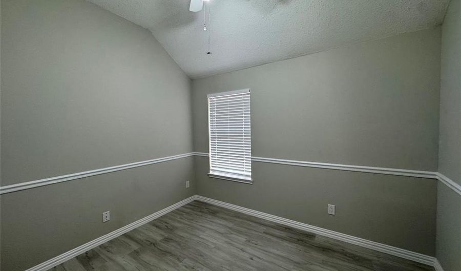 711 Cottonwood Bend Dr, Allen, TX 75002 - 4 Beds, 2 Bath