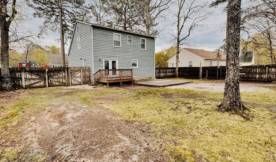 6 COURTSIDE Ln, Ashland, VA 23005 - 3 Beds, 2 Bath