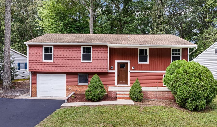 22832 ANGOLA Rd E, Lewes, DE 19958 - 4 Beds, 2 Bath