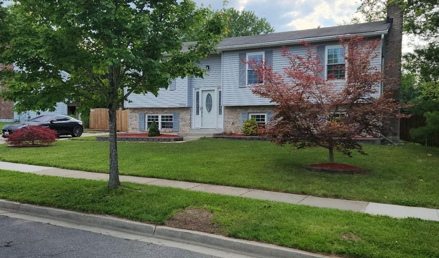 12608 HILLMEADE STATION Dr, Bowie, MD 20720 - 4 Beds, 3 Bath