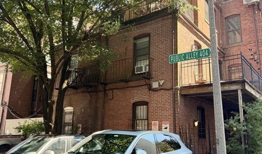 203 Saint Botolph 3, Boston, MA 02115 - 2 Beds, 2 Bath
