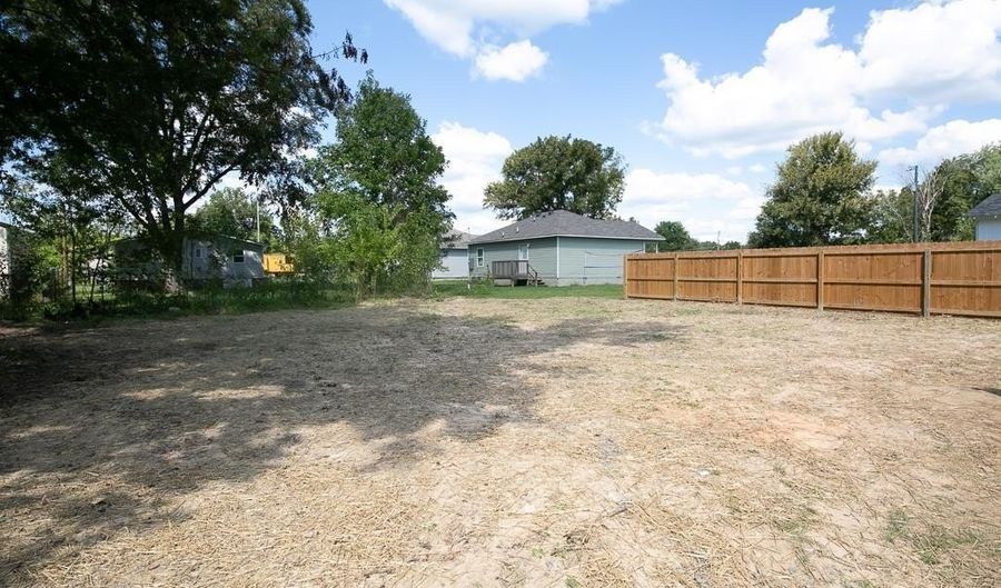 110 N 2nd St, Austin, AR 72007 - 3 Beds, 3 Bath