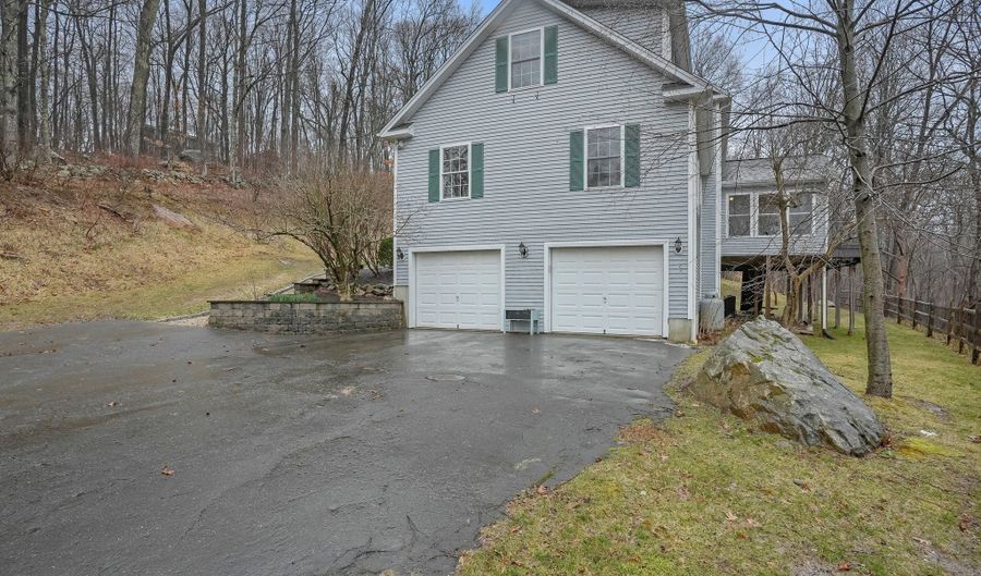 188 Falls Rd, Bethany, CT 06524 - 4 Beds, 4 Bath
