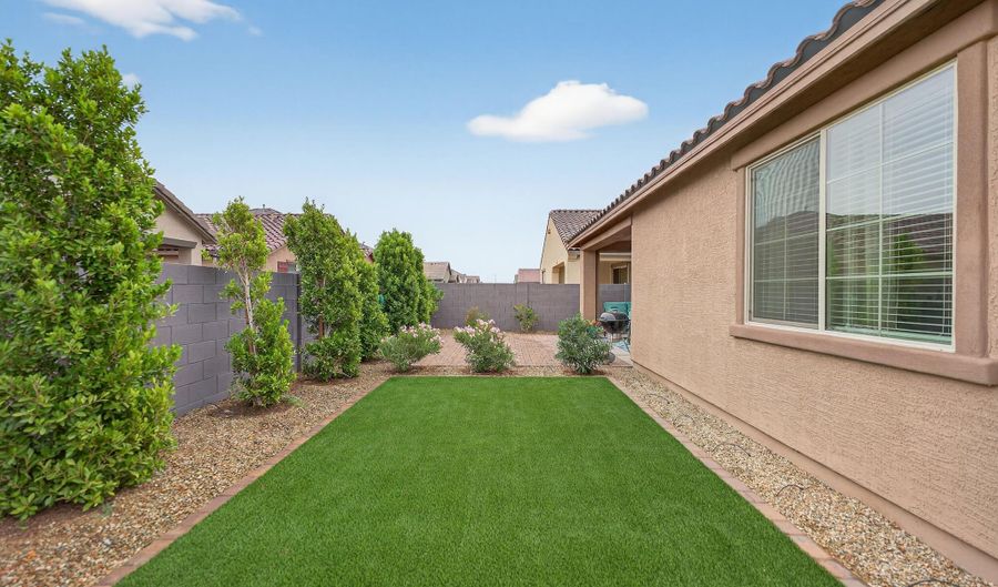 10218 W PICCADILLY Rd, Avondale, AZ 85392 - 4 Beds, 3 Bath