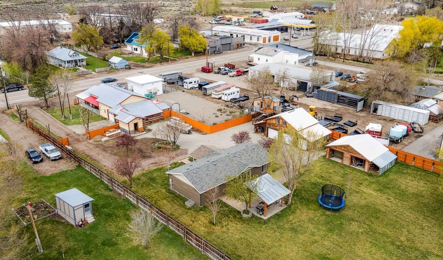 20474 N Main St, Carey, ID 83320 - 3 Beds, 2 Bath