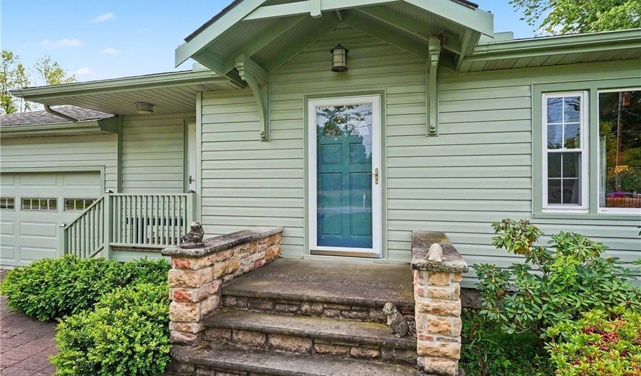 146 Habant Rd, Amherst, OH 44001 - 3 Beds, 2 Bath