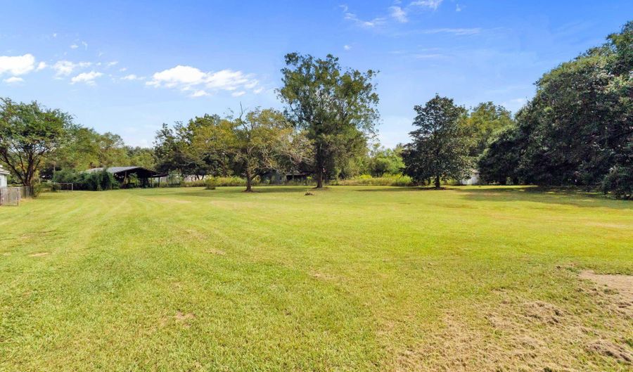 768 Hwy 31, Arnaudville, LA 70512 - 3 Beds, 2 Bath
