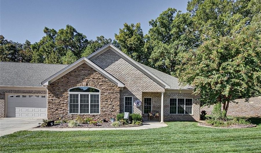 240 Landis Ct, Asheboro, NC 27203 - 3 Beds, 2 Bath