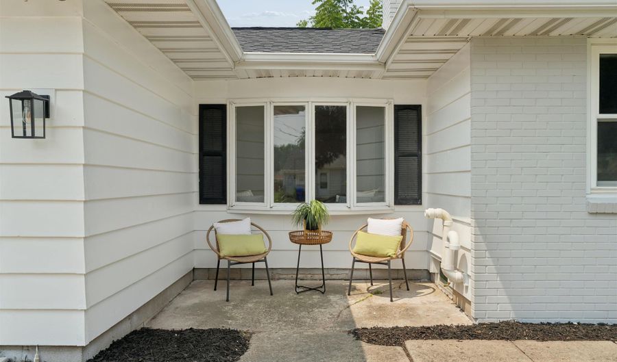 2219 N UNION St, Appleton, WI 54911 - 3 Beds, 3 Bath