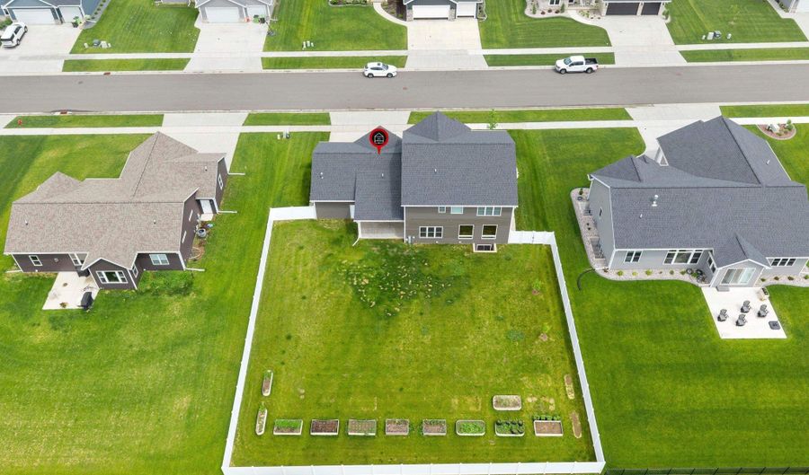 N9239 LAURA Street, Appleton, WI 54915 - 4 Beds, 4 Bath