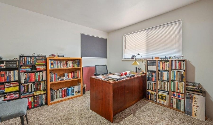 1823 FREMONT Ave, Cheyenne, WY 82001 - 6 Beds, 4 Bath