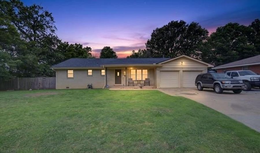 1621 Harris Dr, Bartlesville, OK 74006 - 3 Beds, 2 Bath