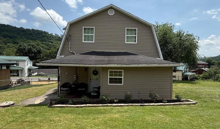 23708 LEGISLATIVE Rd, Barton, MD 21521 - 3 Beds, 2 Bath