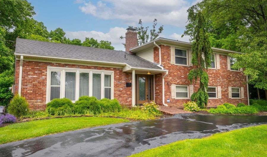 3115 Longmeadow Ln, Amberley, OH 45236 - 4 Beds, 4 Bath