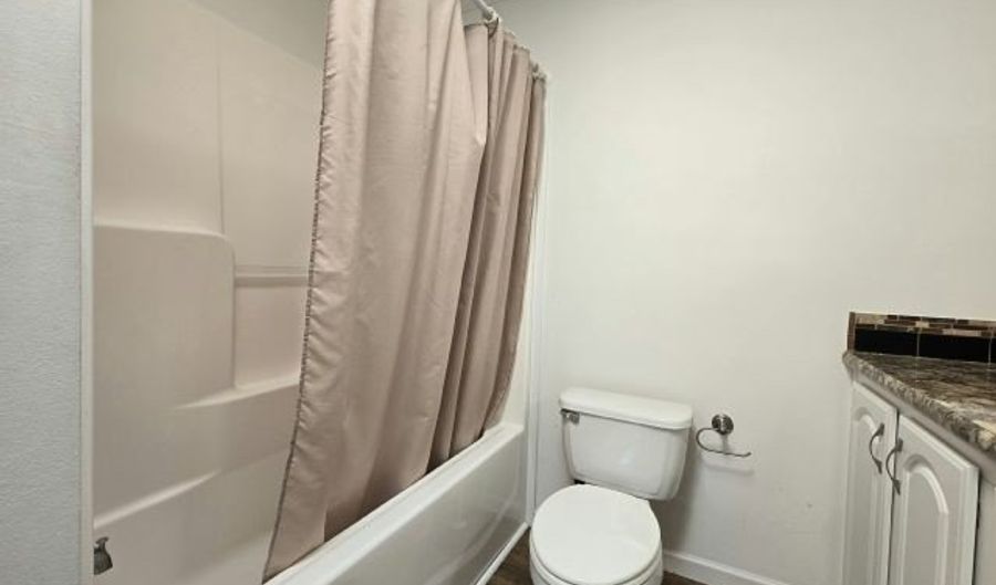 07 Coke Ave 56, Avenel, NJ 07001 - 1 Beds, 1 Bath