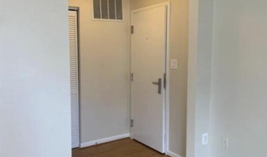 416 VEITCH St S 307, Arlington, VA 22204 - 1 Beds, 1 Bath