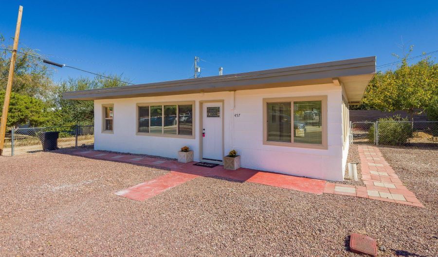 457 S Patagonia St, Benson, AZ 85602 - 2 Beds, 1 Bath