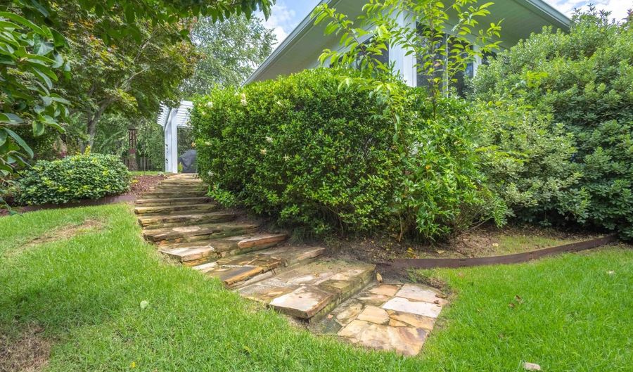 115 Buckhar Ln, Aiken, SC 29803 - 3 Beds, 2 Bath
