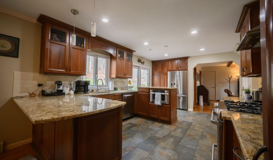 3 Old Dodgingtown Rd, Bethel, CT 06801 - 3 Beds, 3 Bath