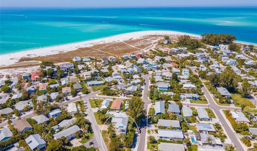 306 POINSETTIA Rd, Anna Maria, FL 34216 - 6 Beds, 6 Bath