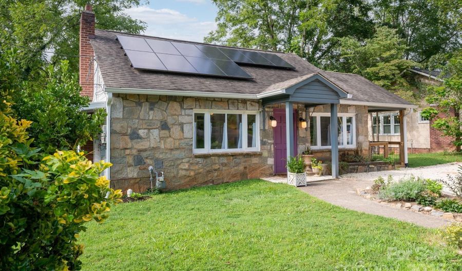 85 Lanning Ave, Asheville, NC 28806 - 2 Beds, 3 Bath