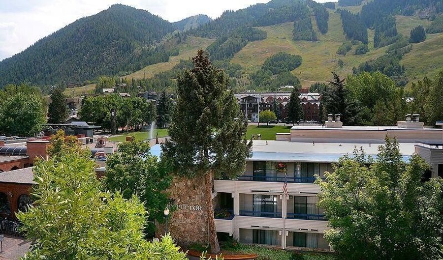 301 E Hyman Avenue Unit # 205 Wks 5 6 11 #205 (Wks 5,6,11), Aspen, CO 81611 - 1 Beds, 2 Bath