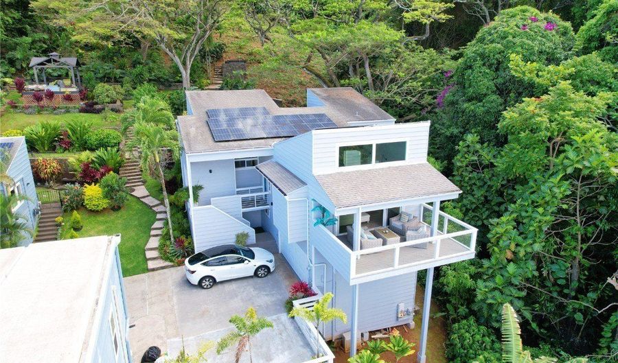 47-386 Lulani St B, Kaneohe, HI 96744 - 4 Beds, 3 Bath