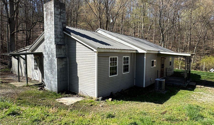 92 Frank Fork Rd, Alkol, WV 25501 - 3 Beds, 2 Bath