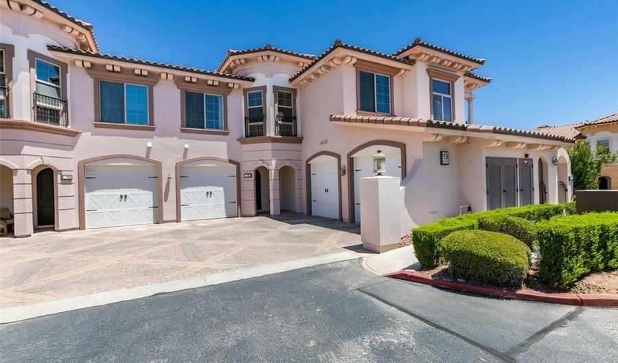 19 Via Visione 103, Henderson, NV 89011 - 3 Beds, 3 Bath